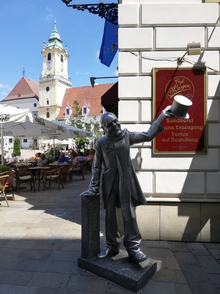 statue di bronzo