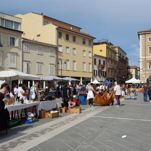 mercatino antiquariato vicino a me